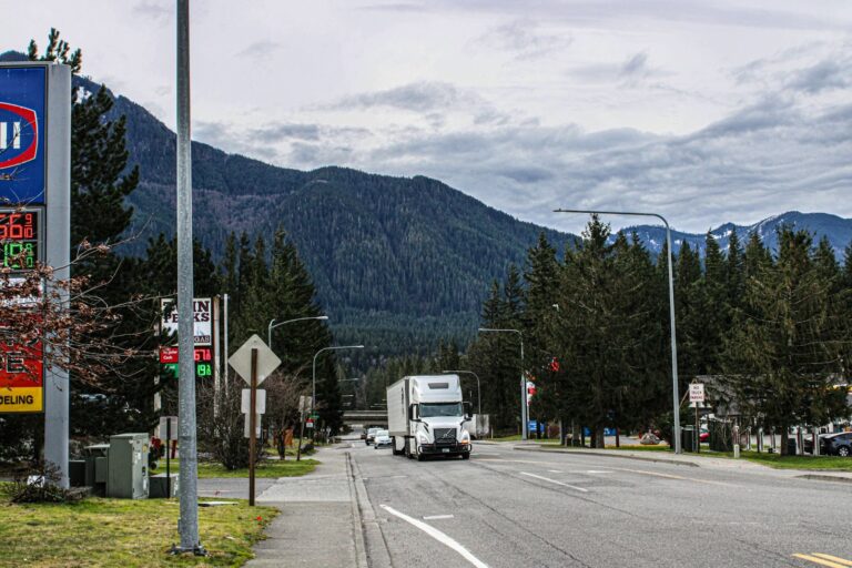 Quick Tips for Efficient Truck Driver Hiring